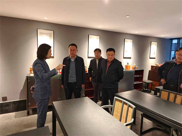 11月17日，洪董陪同汪凱書記一行赴杭州廬境西溪酒店考察調(diào)研1.jpg